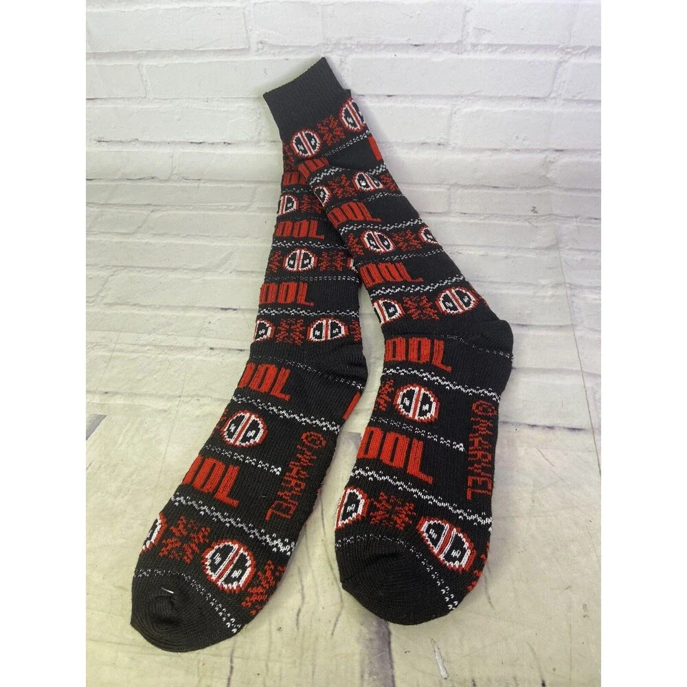 Marvel Deadpool Men’s Thick Heavy Knit Crew Knee Socks 1 Pair Shoe Size 8-12